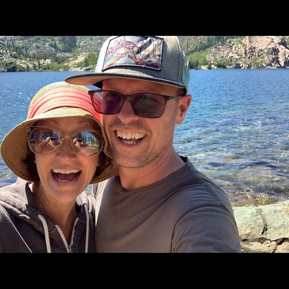 Meet your Posher, Leah - Picture 2 of 2